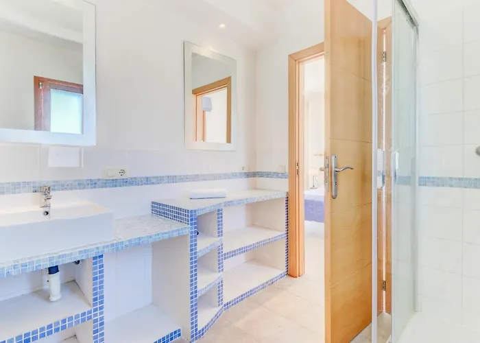 Вилла Llenaire Nine Польенса