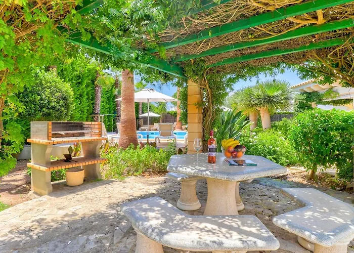 Llenaire Nine Pollença