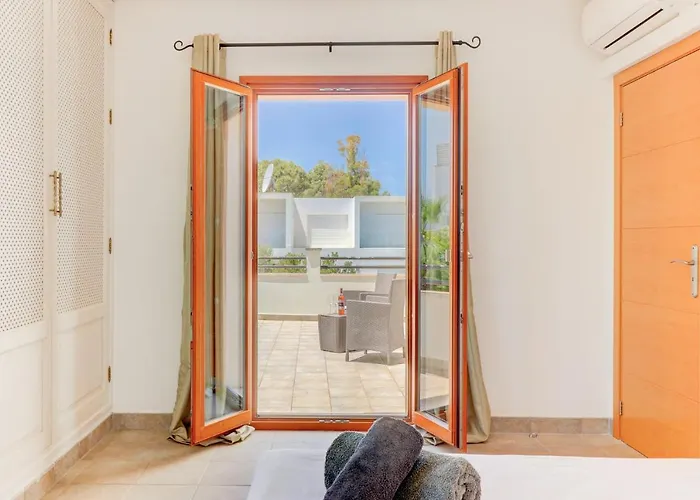 别墅 Llenaire Nine *