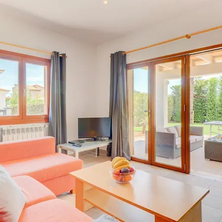 Вілла Llenaire Nine